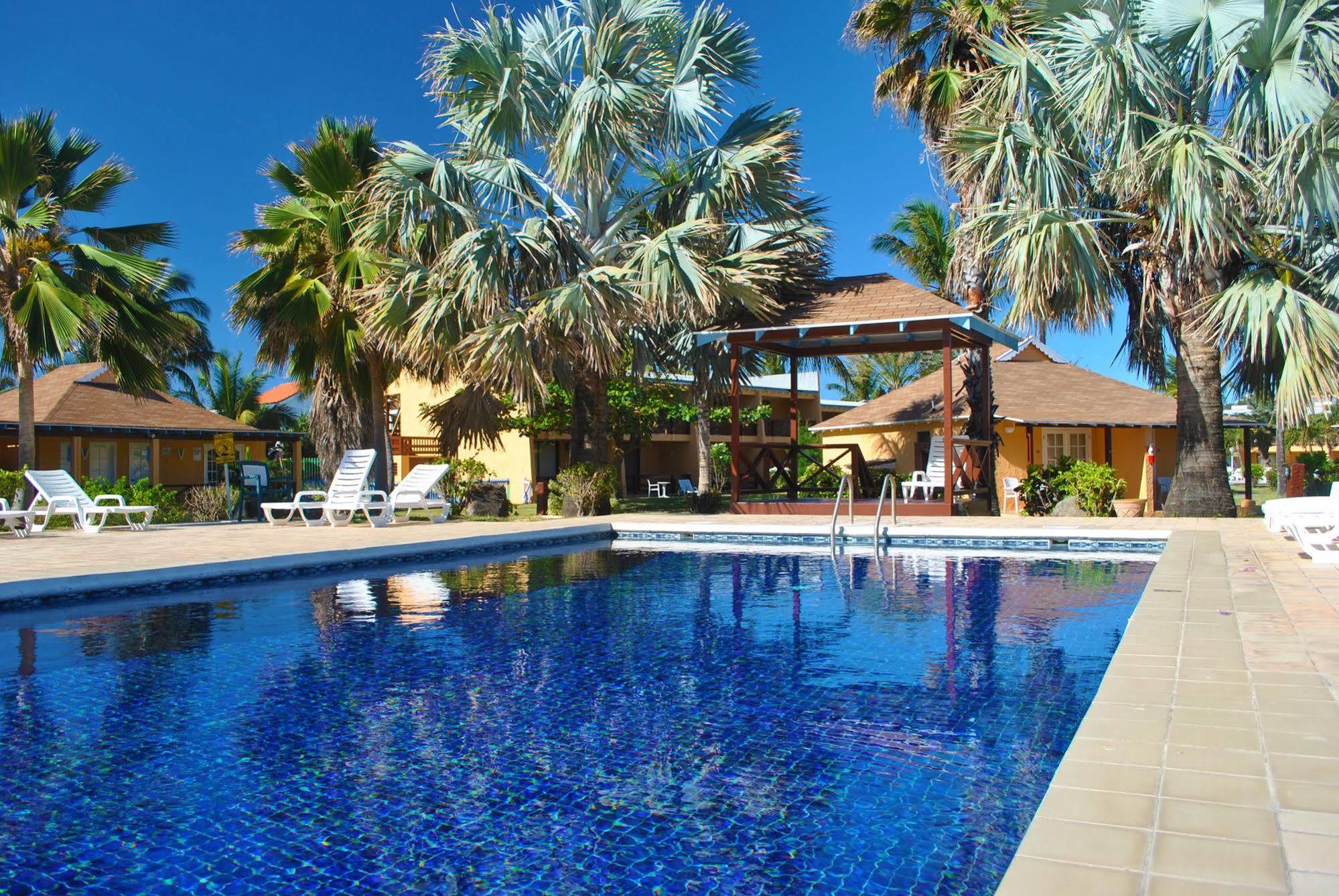 Отель Sugar Bay Club Бастер Экстерьер фото